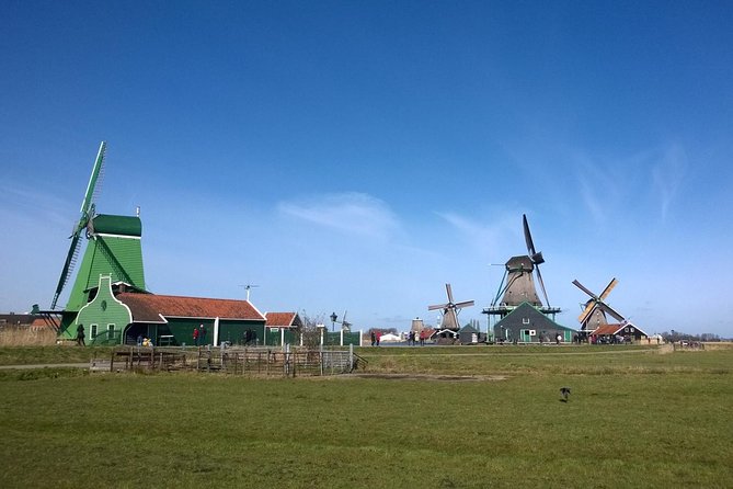 Zaanse Schans and Volendam Private Tour from Amsterdam - Exploring Volendam’s Old Harbour and Dike
