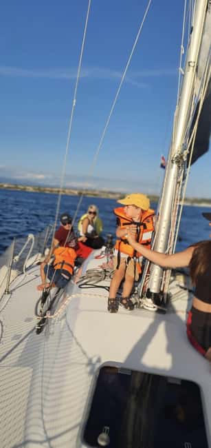 Zadar: Island cruise with drinks, snorkeling and kayaking - How the Tour Starts at Obala kralja Petra Kreimira IV