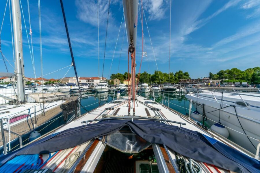 Zadar: Private Full-Day Sailing Tour - Sailing Around the Zadar Archipelago