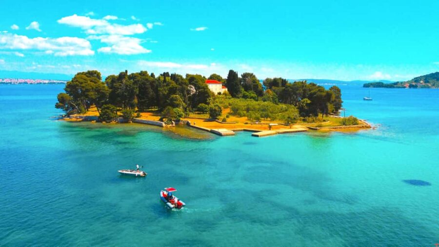 Zadar:Speedboat Tour Thrill Ride with Snorkeling on 3 island - Exploring Village Preko: A Croatian Coastal Charm