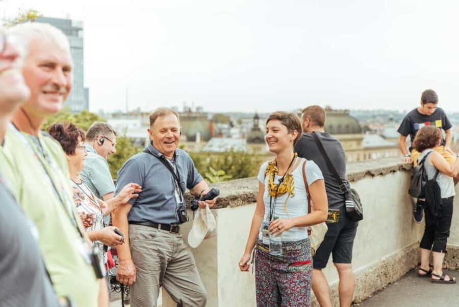 Zagreb: 2-Hour Walking Tour, Polish Speaking Guide - Exploring the Upper and Lower Towns of Zagreb