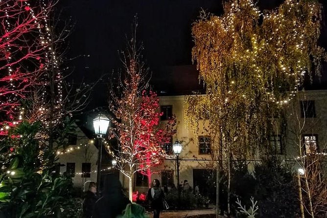Zagreb guided walking Christmas market tour with food tasting - Starting Point and Tour Duration