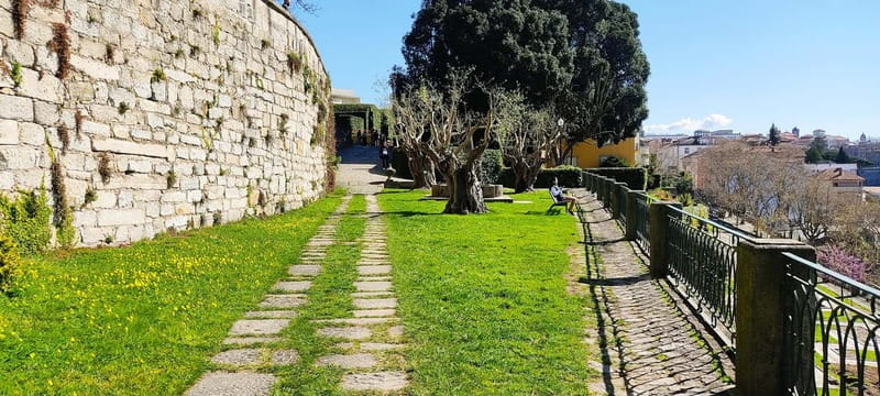 Zen Walking Tour Porto: Find Your Balance 2h - Starting Point at the Super Bock Arena for a Calm Introduction