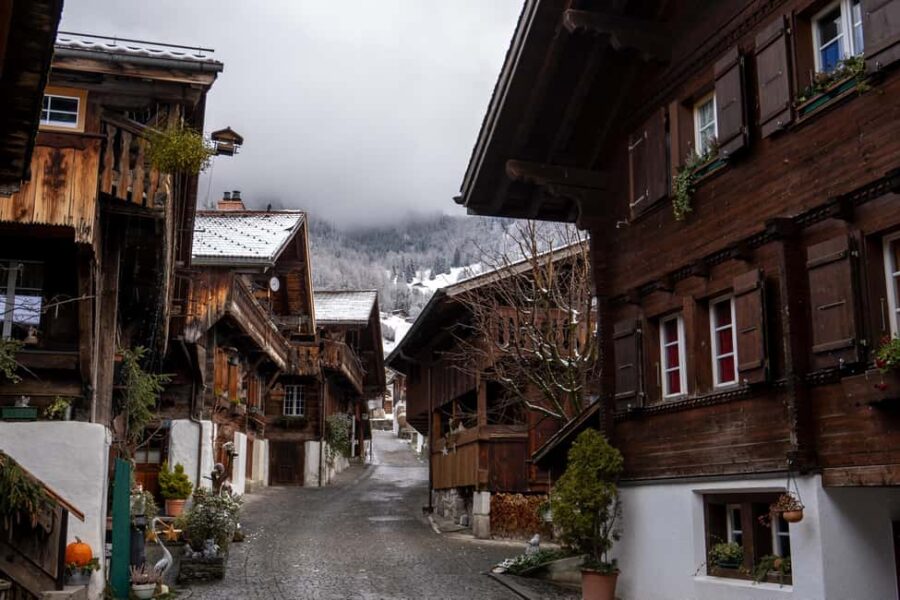 Zurich: Alps, Grindelwald, Lauterbrunnen & Interlaken Tour - Starting from Zurich and Exploring Central Switzerland