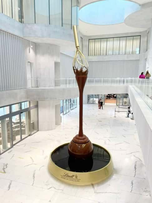 Zurich Lindt Chocolate Factory Ticket with Hotel Pickup - Zurich Lindt Chocolate Factory: Convenient Hotel Pickup