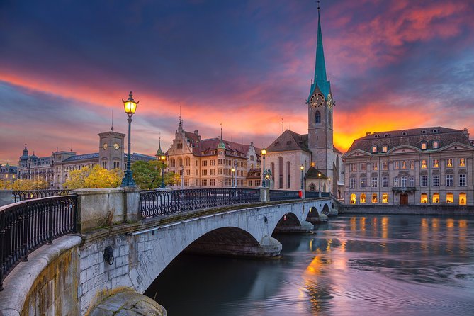 Zurich Sightseeing Private Walking Tour - Discovering the Old Town (Altstadt) and Niederdorf