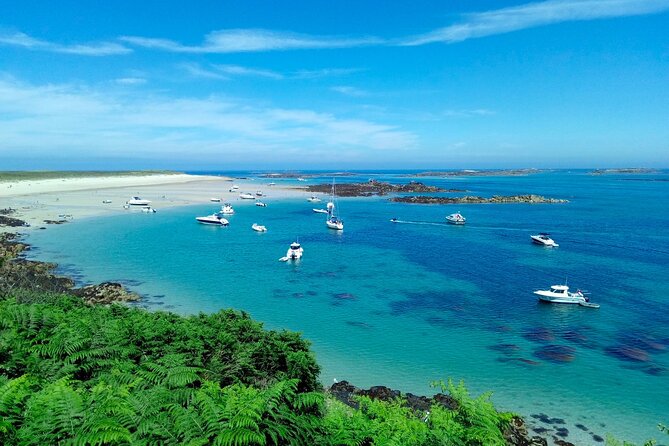 1.5 Hour Coastal Tour of Herm & Jethou - Exploring Herm and Jethou from the Sea