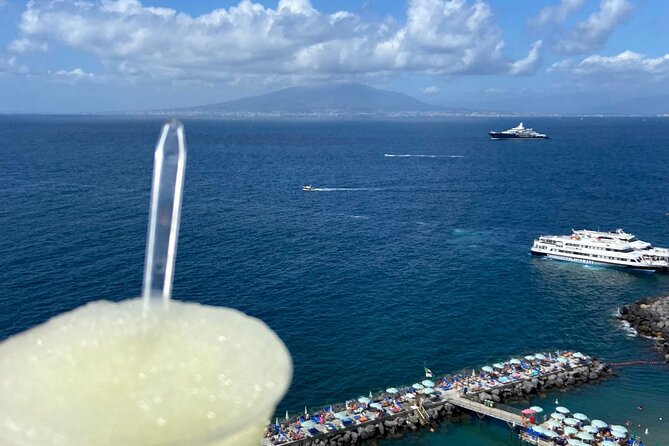 1-Day Tour to Visit the Wonderful Amalfi Coast - Exploring Positano: Picturesque Streets and Famous Landmarks