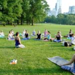 1 Hour Group Yoga Class in Central Park - Group Size and Booking Details