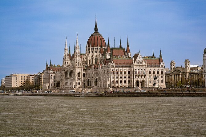 1 Hour Sightseeing Cruise in Budapest - Starting Point at Batthyány Square Docks