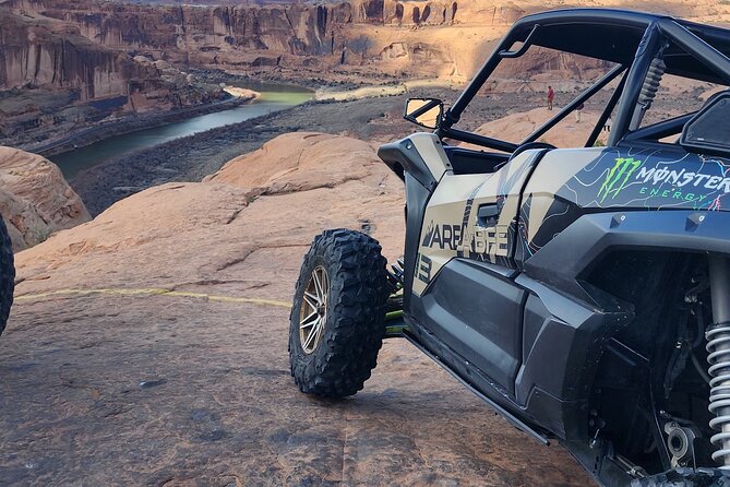 2.5 Hour Moab Hell's Revenge You Drive Off Road UTV Tour - Logistics and Meeting Details