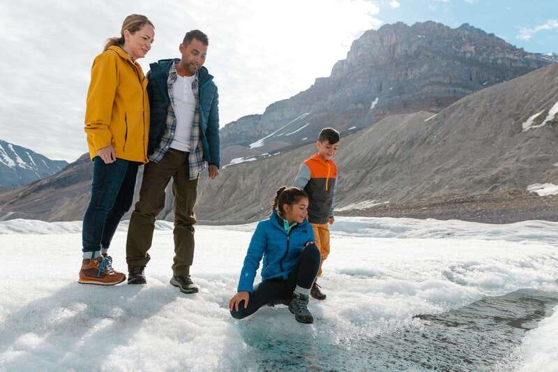 2-Day Private Tour: Banff Lake Louise Columbia Icefield Tour - Exploring Banff’s Most Famous Lakes: Lake Louise and Moraine Lake
