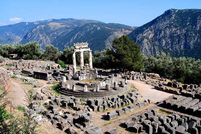 2 Day Private Tour to Amazing Delphi & Meteora - Exploring Delphi: The Heart of Ancient Greece