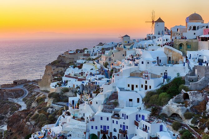 2 Days Tour to Santorini from Athens - Staying in Santorini: Hotels with Breakfast Included