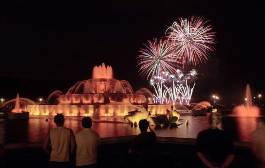 2 Hour Chicago Pier Fireworks & Evening Segway Tour - How the Tour Balances Training and Sightseeing