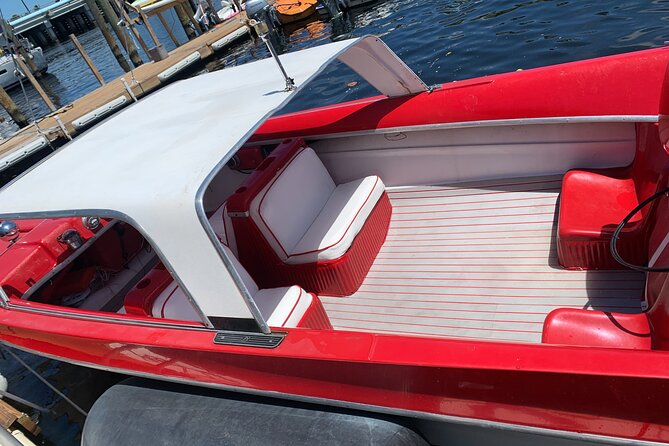 2 Hour Classic Self Drive Boat Rental in Fort Lauderdale - The Vintage Boat: Comfort and Charm on the Water