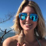 2 Hour Dolphin, Birding and Shelling Tour - The Shelling Stop at a Remote Island