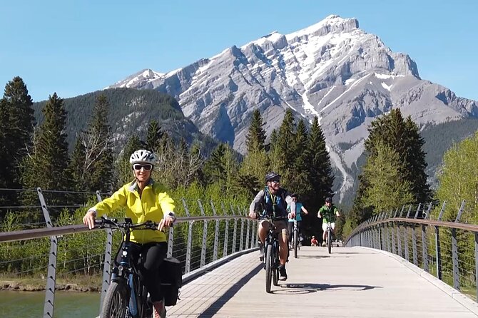 2-Hour Guided Banff Townsite e-Bike Explorer - Easy Riding on Well-Maintained eBikes
