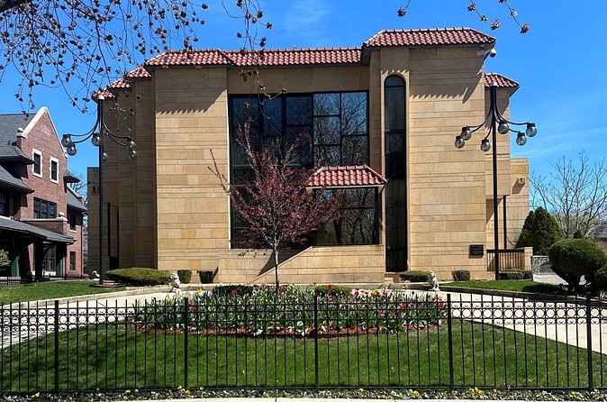 2 Hour Private Chicago Soul House Tour - The Historic Figures of Chicago: From Emmett Till to Muhammad Ali