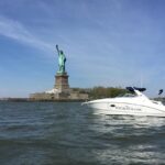 2-Hour Private Luxury Boat Tour in New York City - The Experience of a Private Luxury Vessel