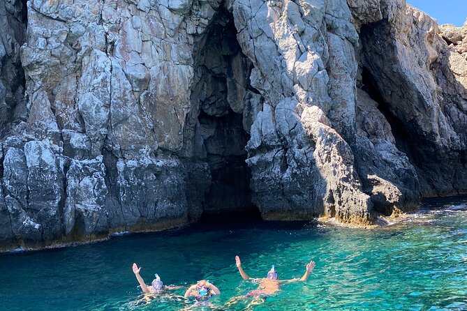 2-Hour the Beauties of Rhodes Island Private Guided Boat Tour - Starting Point at Traganou Beach Offers Easy Access