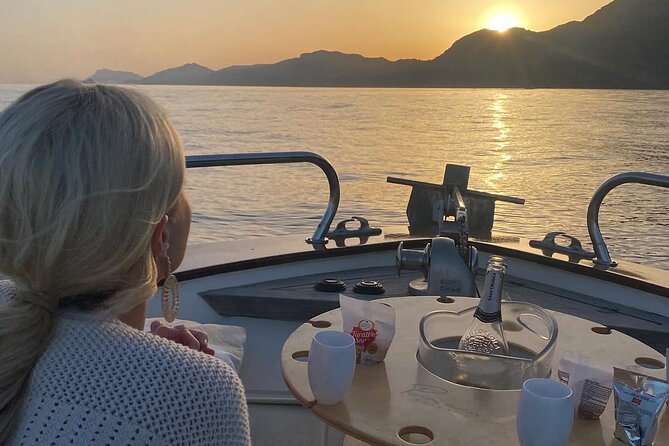 2 Hours Sunset Cruise of Positano - The Experience on a Traditional Sorrento Gozzo