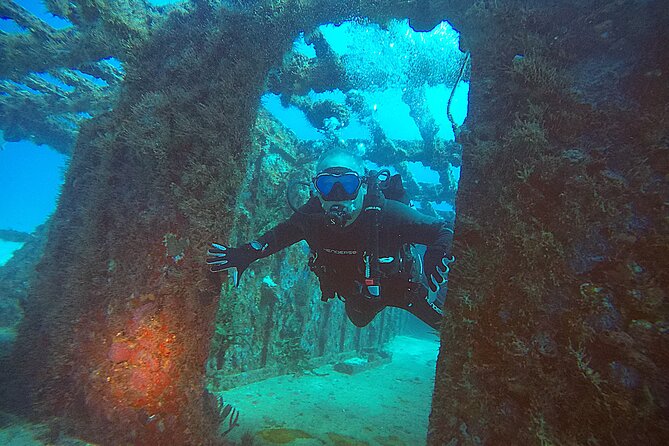 2 Tanks Scuba Diving Wreck and Reef in Cancun for Certified Divers - What Makes the Wrecks an Exciting Dive Site in Cancun