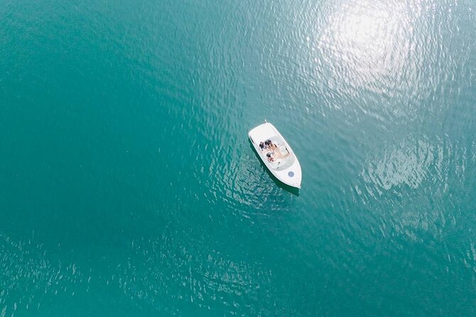 2 to 3 Hours Private Boat Tour in Lake Como - The 2-Hour Tour: Highlights and Key Stops