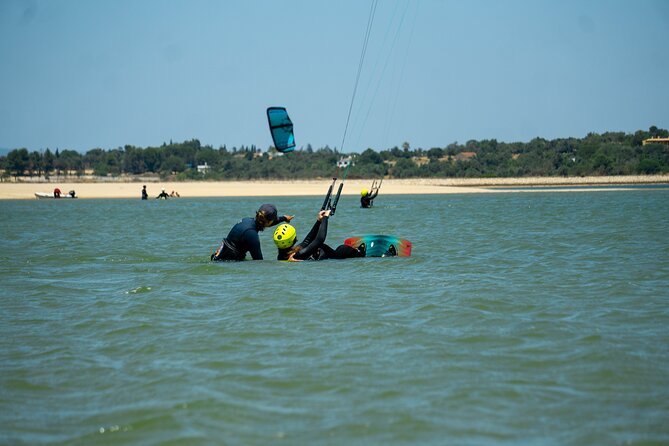 2,5-hour Semi-private Kite Course with your own Kite! - How the timing of lessons depends on tides and wind