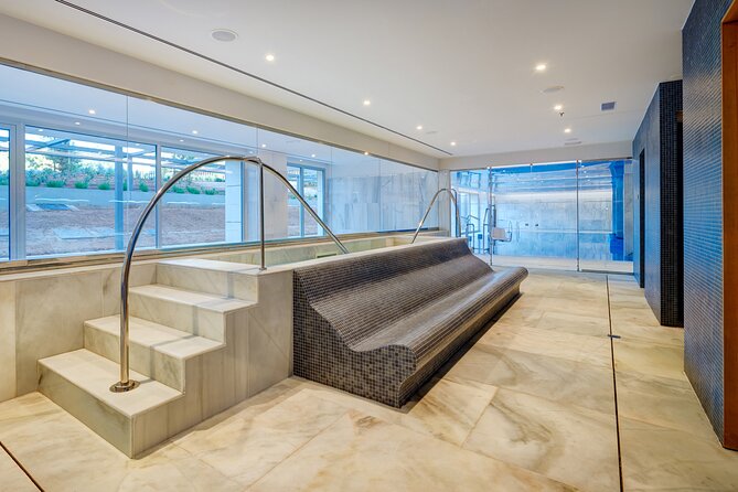 25 Minute Couples Massage with Spa Access - The Experiences Strengths and Limitations