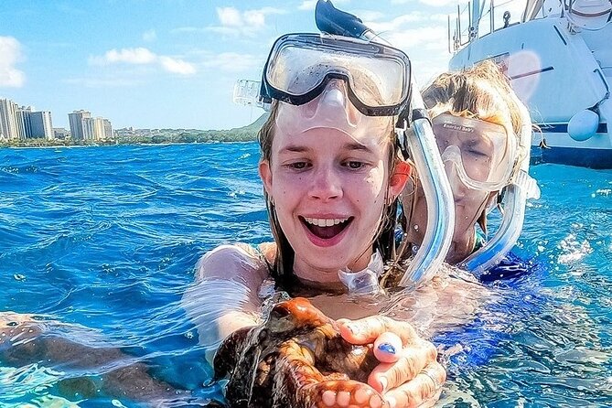 2hr Luxury Private Sailing Catamaran for 7-12 People - The Catamaran Itself: Space, Comfort, and Views