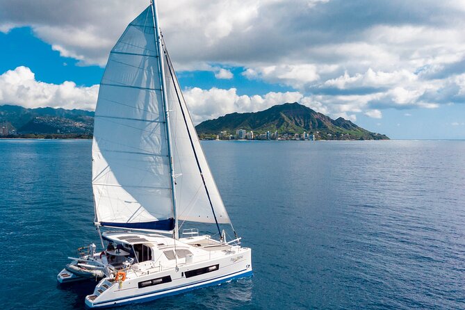 2hr Luxury Private Sailing Catamaran in Waikiki for 1-6 People - Departure from Waikiki’s Ala Wai Boat Harbor