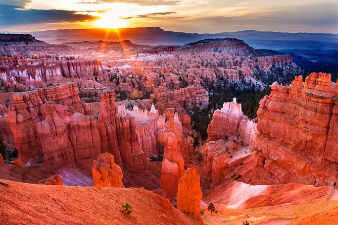 3-Day Tour: Zion, Bryce Canyon, Monument Valley and Grand Canyon - Optional Visit to Antelope Canyon on Day Two