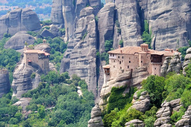 3-Day Trip to Delphi and Meteora from Athens - Hotel Accommodation and Meals