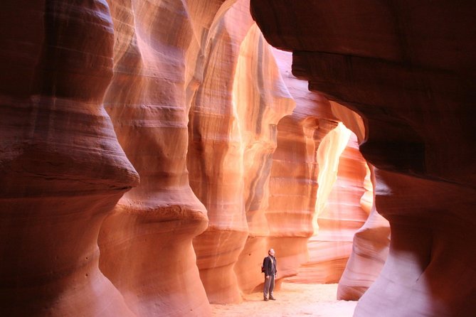 3-Day Winter Grand Canyon, Monument Valley and Zion Tour - Journey Through Monument Valley with Navajo Guides