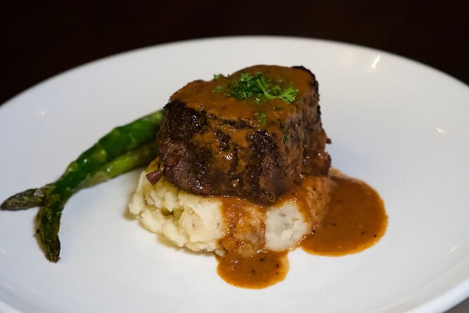 3 Hour Sunset Dinner Cruise by Solaris Yacht in Miramar Beach - The Three-Course Dinner: Gulf Fresh and Southern Classics