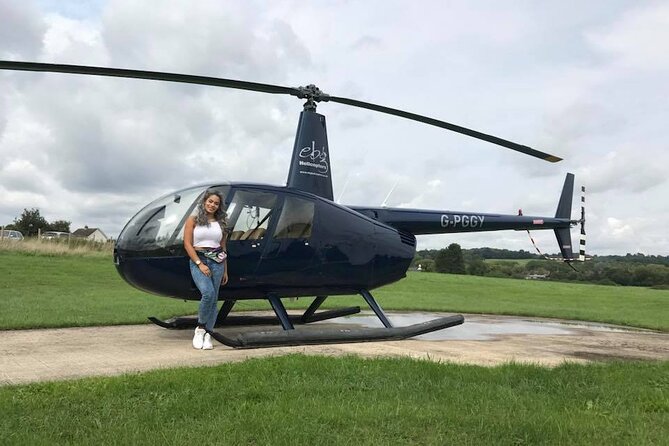 35 minute London Sightseeing Helicopter Tour - The Flight Route: Surrey Countryside to Central London
