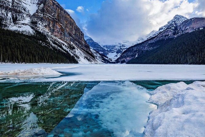 4-Day Vancouver to Banff & Canadian Rockies Tour - Passing Rogers Pass and Exploring Yoho National Park
