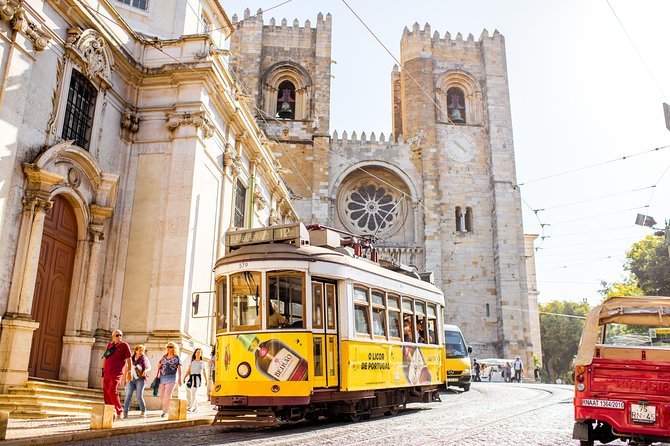 4-Hour Private Lisbon Highlights Tour - Starting at Bairro Alto: Lisbon’s Lively Heart