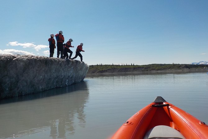 4 Hr Kennicott Glacial Lake & River Raft - What to Expect During the Glacial Lake Exploration