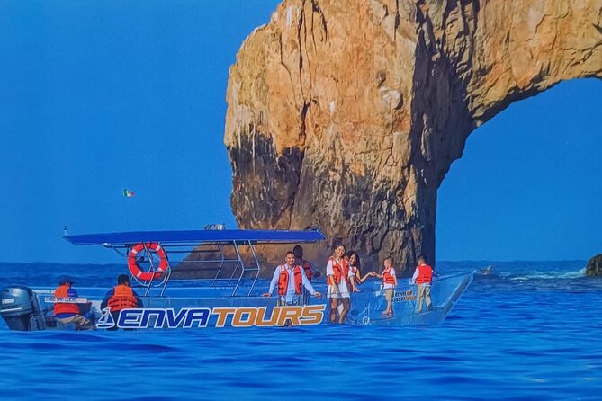 45-Minute Cabo Clear Boat Adventure to the Arch - The Unique Experience of a Fully Transparent Boat