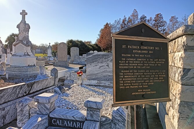 5 Cemeteries of New Orleans - Anne Rice's & other famous graves - Exploring the Greenwood and Cypress Grove Cemeteries