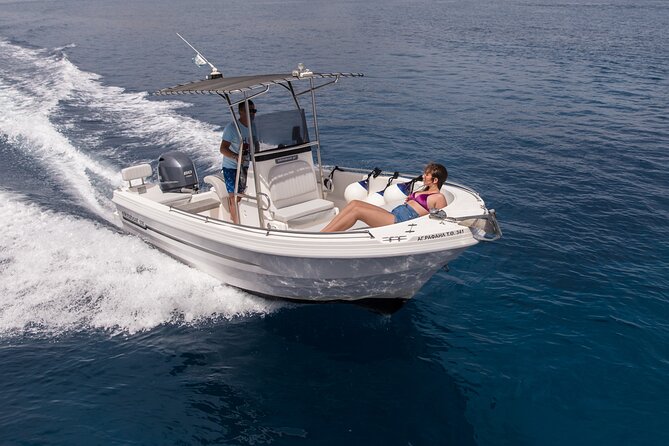 5 Hours Boat Rental in Santorini - The Perfect Boat for a Custom Santorini Adventure