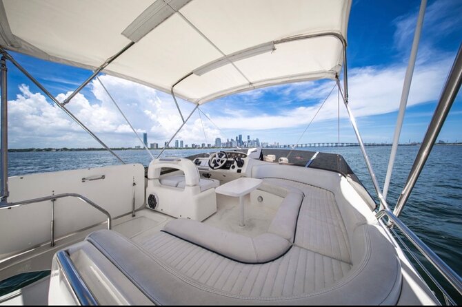 55ft 1 Hour FREE Miami Yacht Rental 3 to 6 Hours 13 People - Starting Point: Regal Marina in Miami