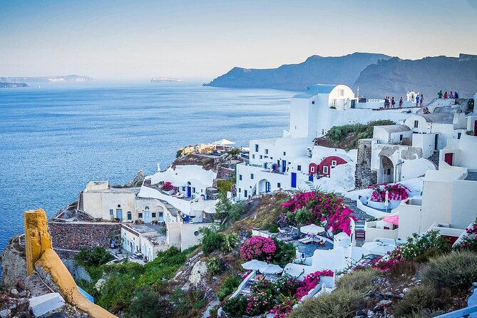 6 Day Private Tour Athens & Santorini to Discover Greece's Charm - Traveling from Athens to Santorini by Ferry