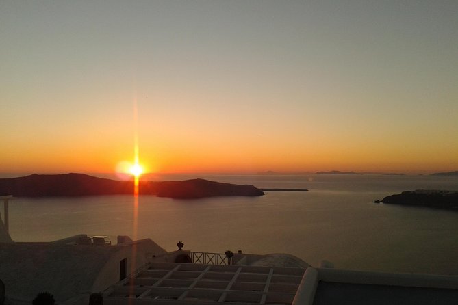 6 hours Private Full Santorini Highlights - Seeing Red Rocks at Red Beach