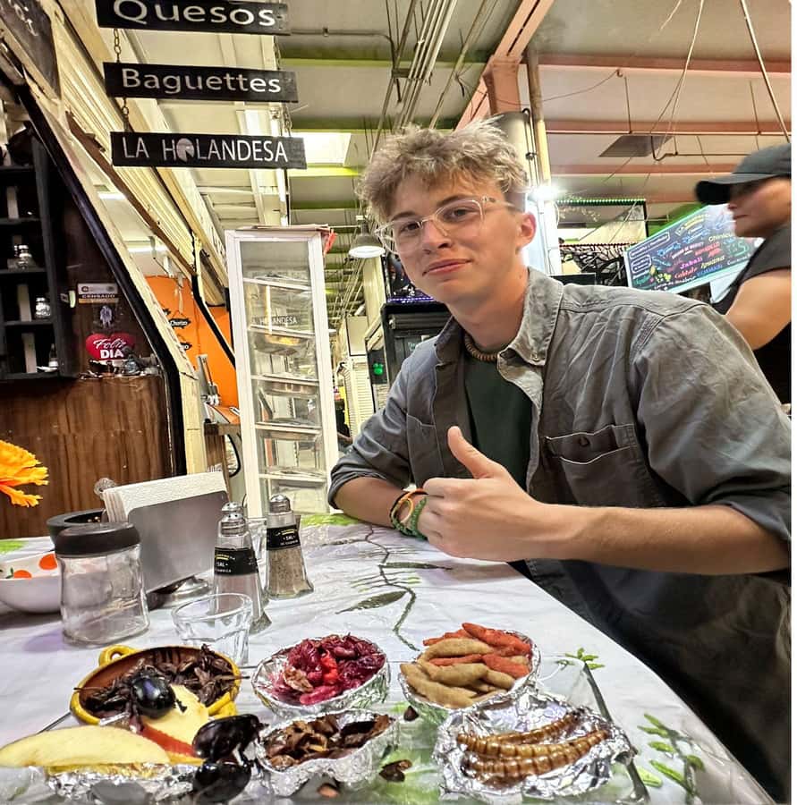 A journey of flavors and history with a chef in the historic center - Starting Point and Hotel Pickup with Convenience