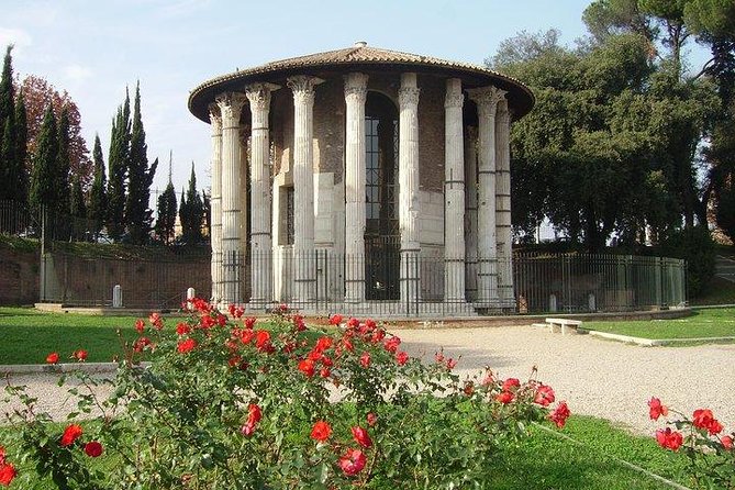 A Private Roman Walking Tour : Roman Holiday - Piazza Colonna: Underappreciated Roman Charm