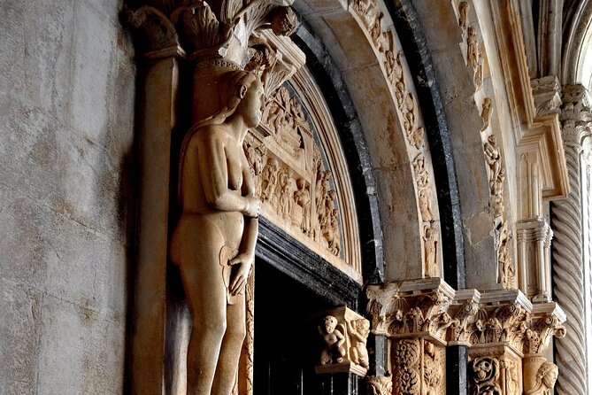 A Self Guided Walking Tour of Trogir Treasures - Visiting Trogir’s Noble Heritage at the Old Homes