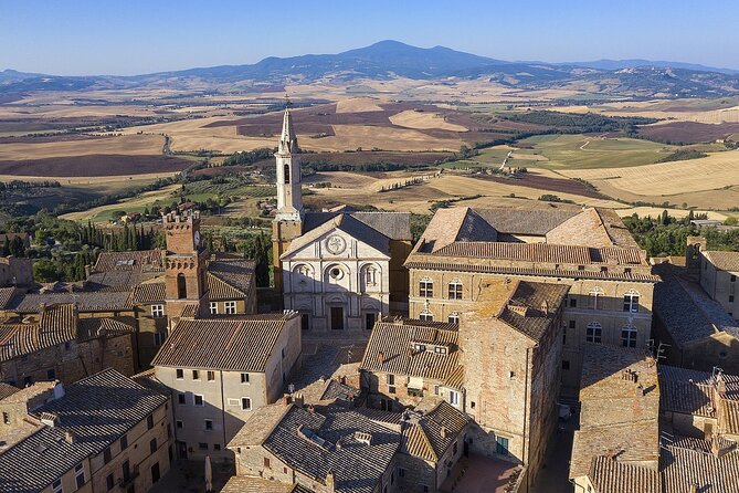 A Wine bliss in Montalcino, Montepulciano, Val d'Orcia - Montepulciano: The Scenic Wine Tasting Destination